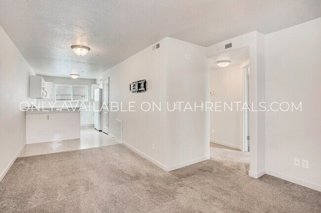 Photo - 1081 W 993 N Unit 304