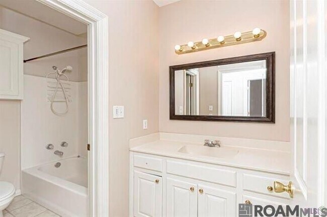 Photo - 10125 Springbrook Ave