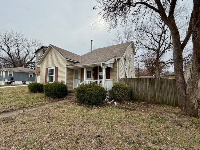 Building Photo - 416 Jackson St