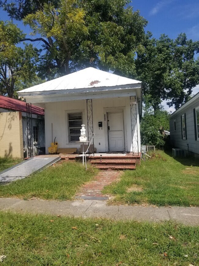 Vista frontal imagen 2 - 2045 Clark St