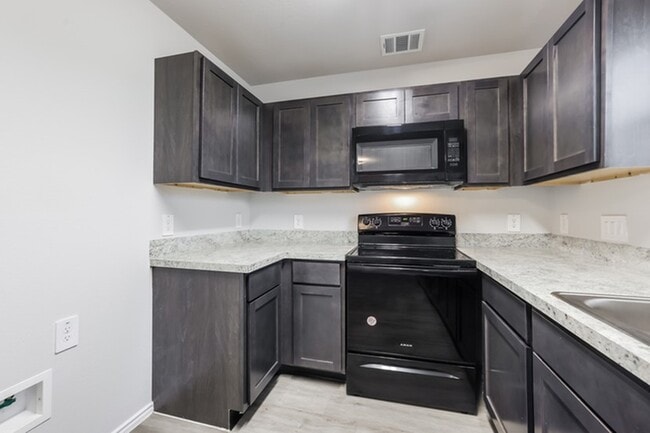 Building Photo - 2650 Bouvardia Wy Rental