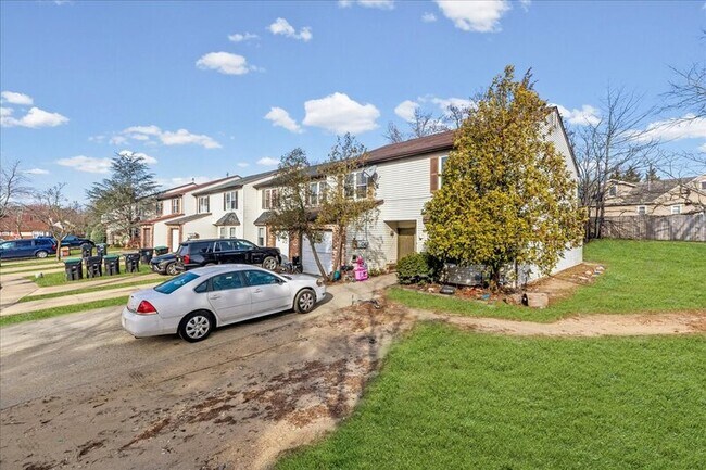 Photo - 13 Hamlet Ct