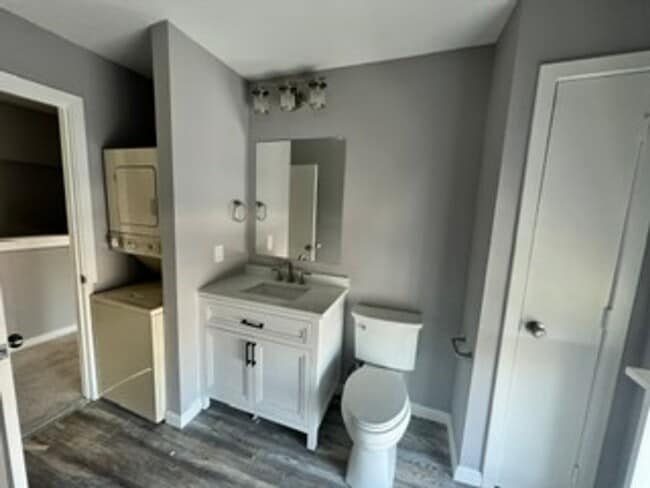 Photo - Beautifully Renovated 2 Bedroom in Emmaus! Unit 301 W31