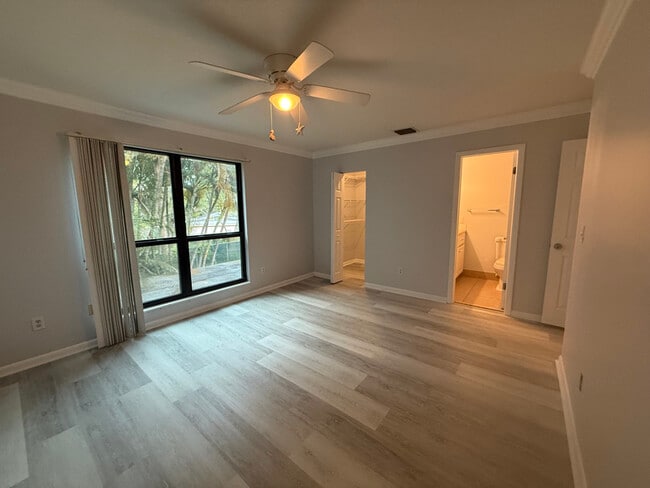 Photo - 814 Sandtree Dr Townhome