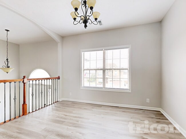 Photo - 2849 Brewster Drive