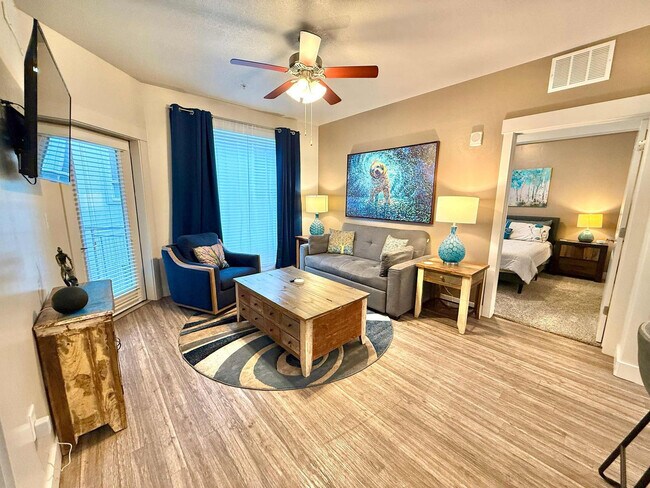 Building Photo - 460 E 400 S Unit ID1389246P