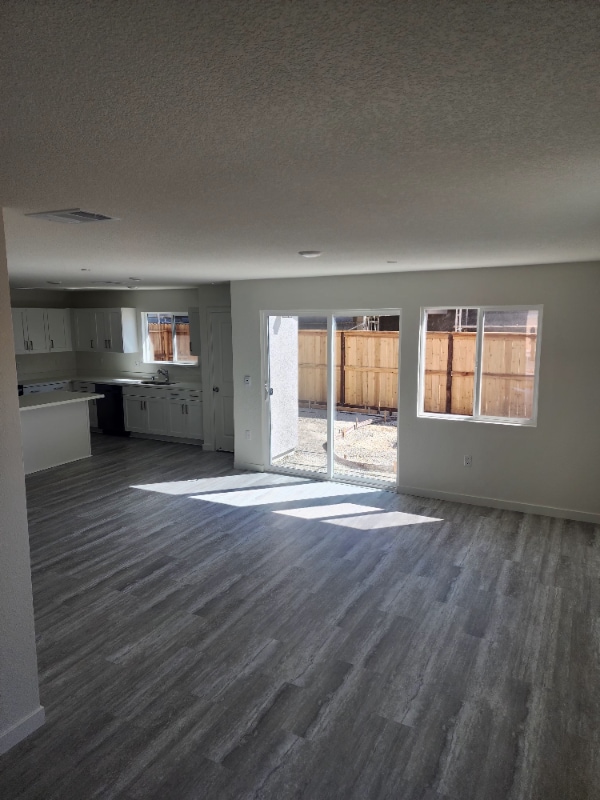 Photo - 2081 Blue Star Dr