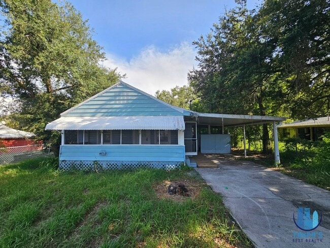 Building Photo - 2441 E Magnolia St
