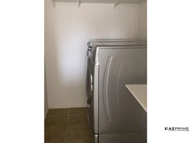 Building Photo - San Tan Valley lovely Apartment