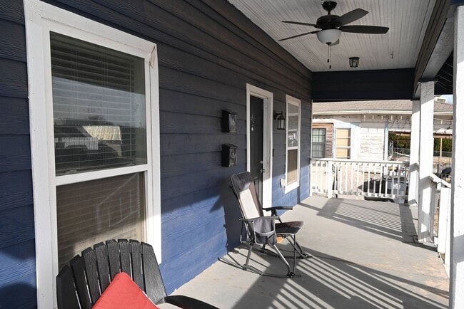 Photo - 1908 10th St Unit A