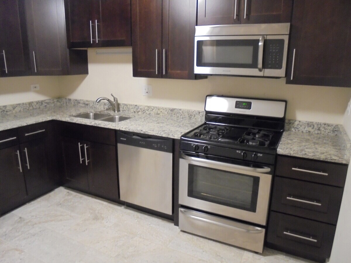 Photo - 1206 E Fairview St Unit 102