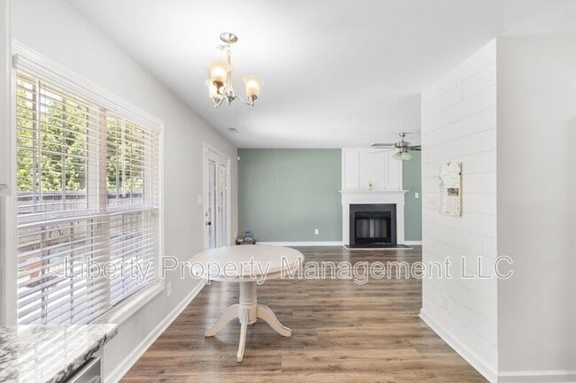Photo - 21 Sawtooth Oak Cir