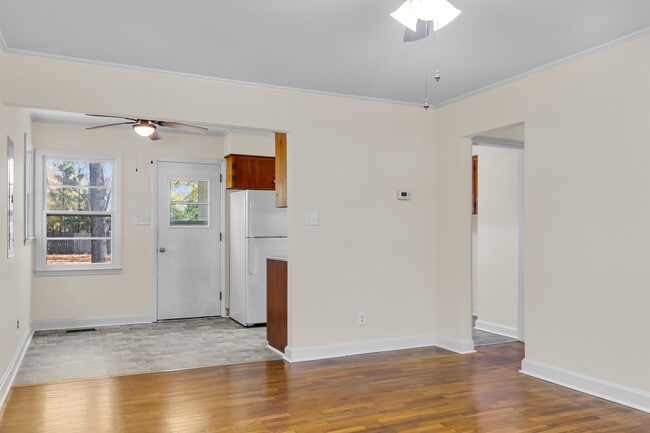 Photo - 3504 Powell St House