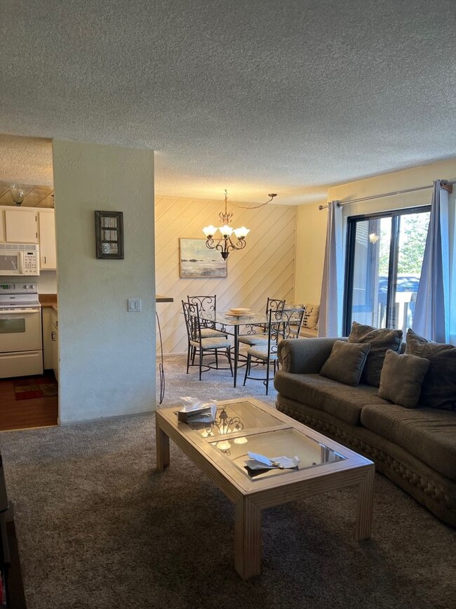 1 Bed 1 Bath - 1 Bed 1 Bath House