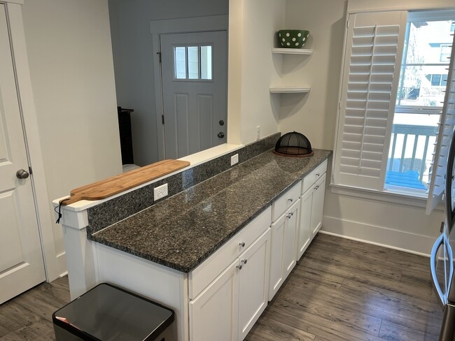 Photo - 16 Old Stoney Ln