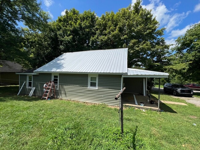 Photo - 126 Lakeview Dr