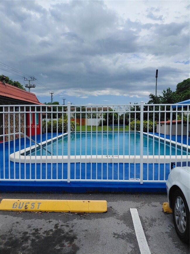 Photo - 1700 NW 58th Terrace Unit 1C