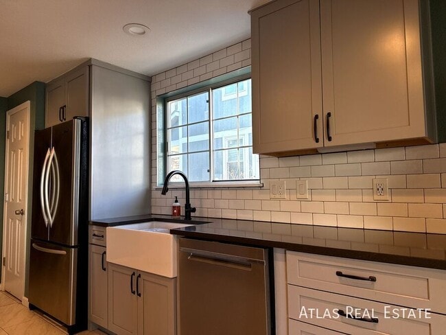 Photo - 8070 Decatur St