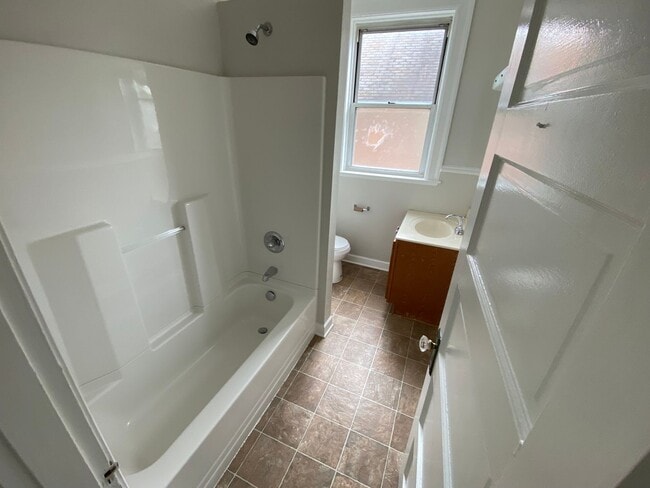 202 N Balph Ave Unit 2