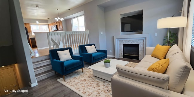 Photo - Charming Two Bedroom Townhome in Brighton,...