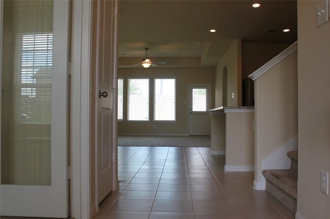 3715 Don Giovanni Pl