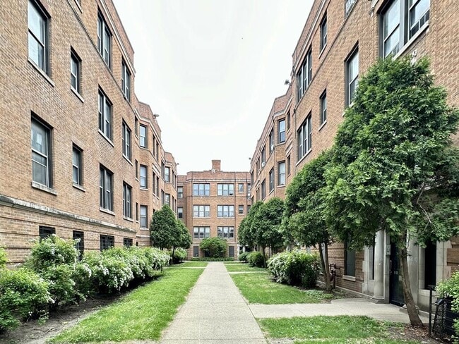 Photo - 1363 W Estes Ave Condo Unit T2