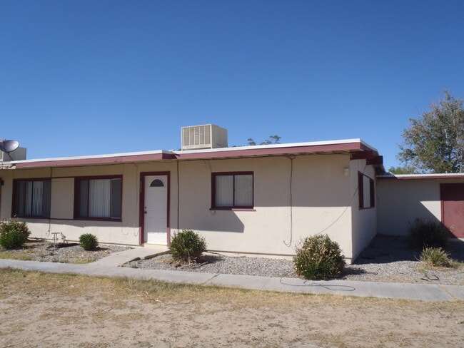 Building Photo - 337 Oasis Dr Rental