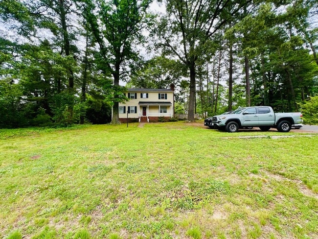 Photo - Charming 4-Bedroom Home with Ample Space and Modern Amenities