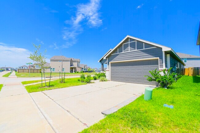21534 Cypress Trellis Dr