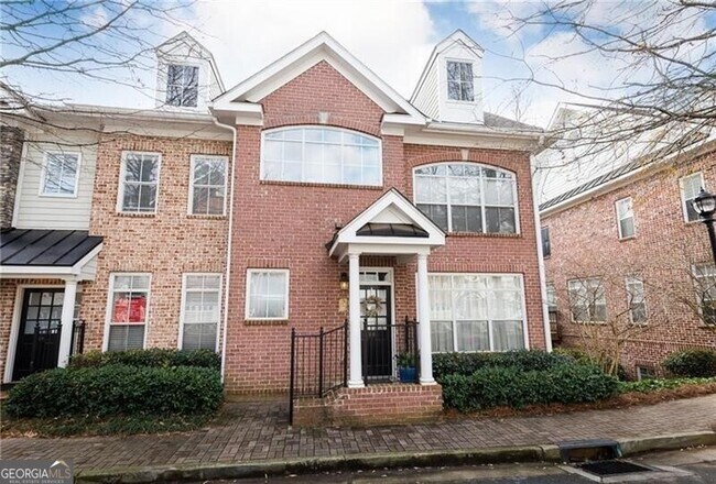 Photo - 1155 Glenridge Pl NE