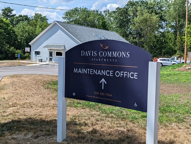 Davis Commons