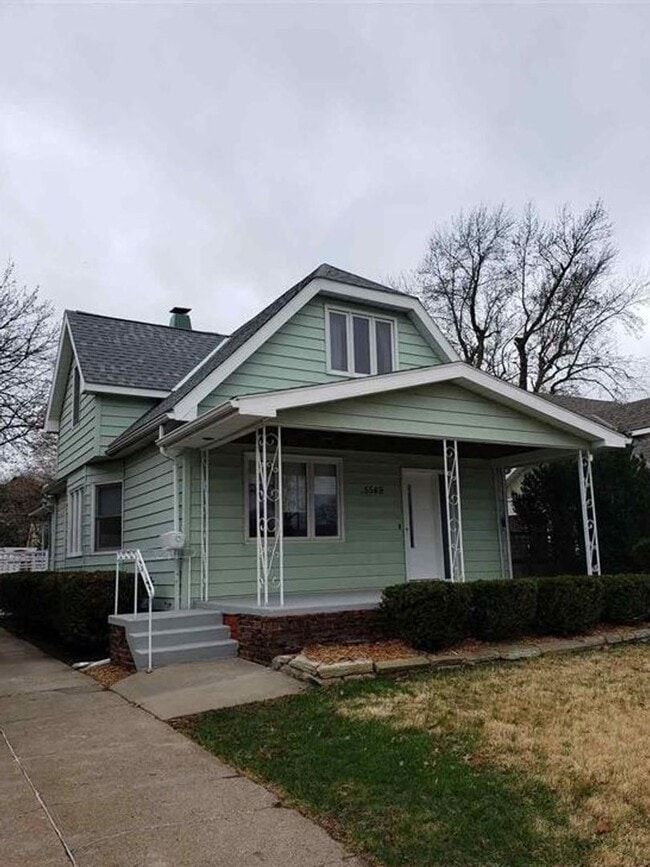 Photo - Charming Home For Rent Near UNO & Aksarben