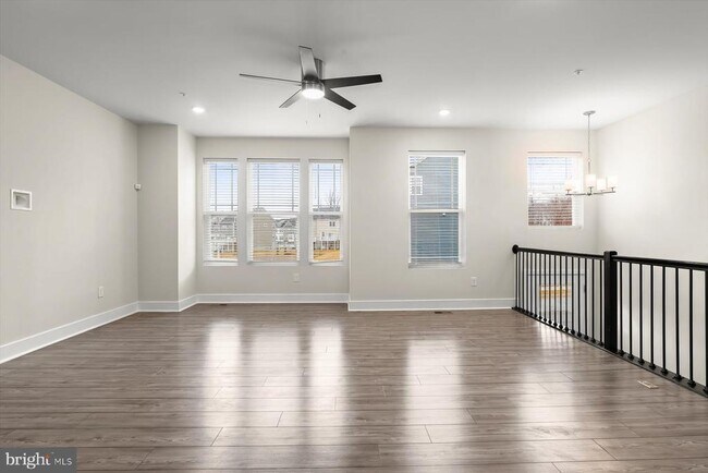 Photo - 304 Sweetbay Rd