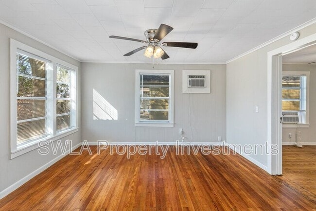 Photo - 218 E Thomas St