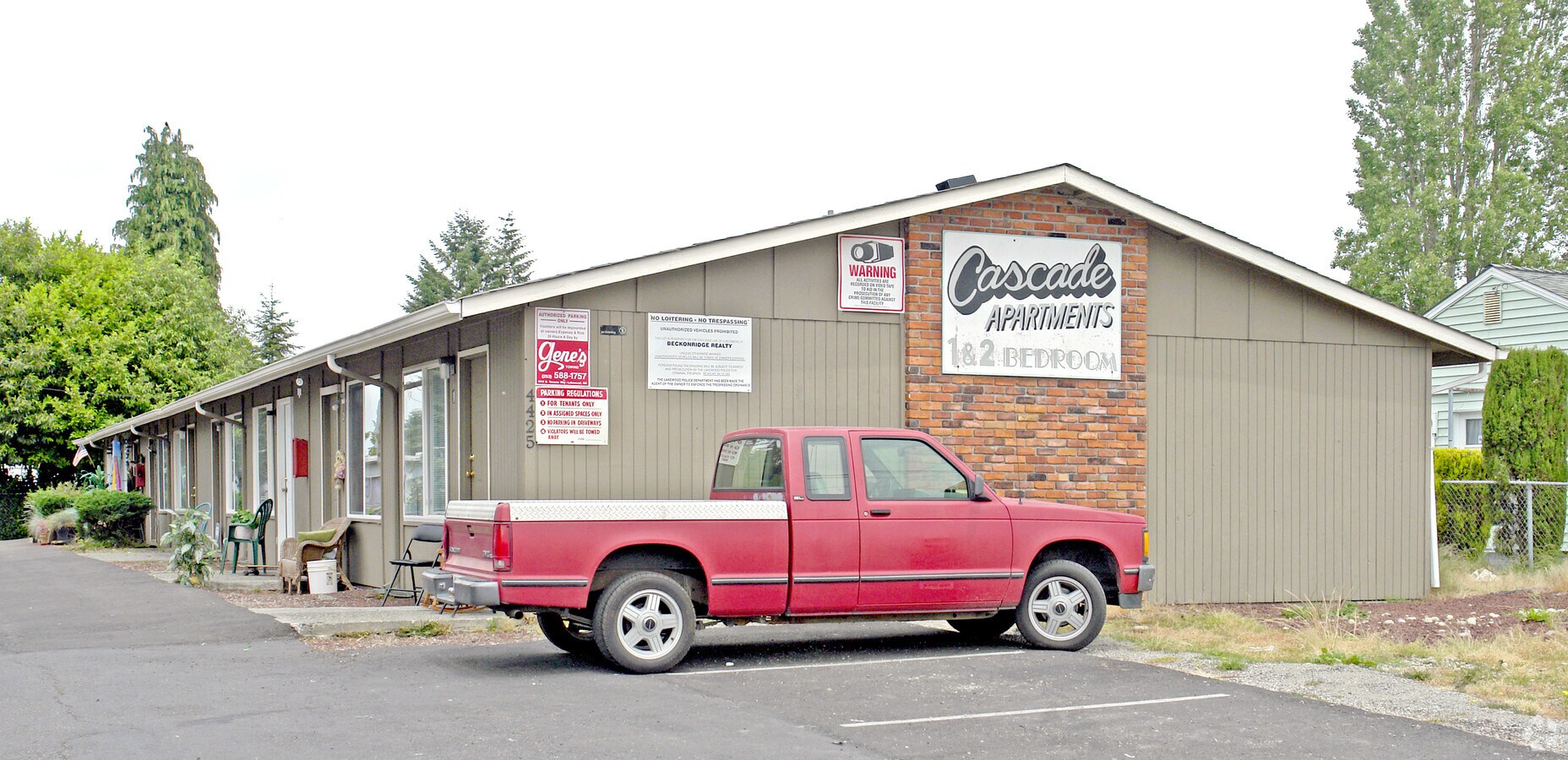 Cascade Apartments - Cascade Apartments