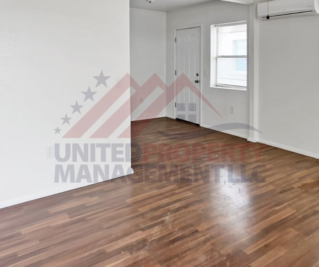 Photo - 506 W Tansill St Unit B