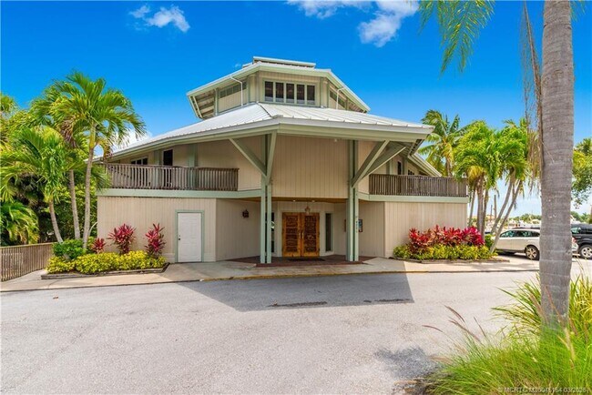 Photo - 4095 SE Centerboard Ln Unidad 6-B