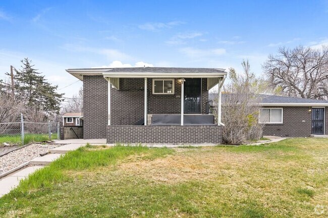 Building Photo - 603 Fraser St Rental