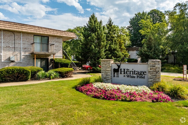 Main entrance - The Heritage at White Pond