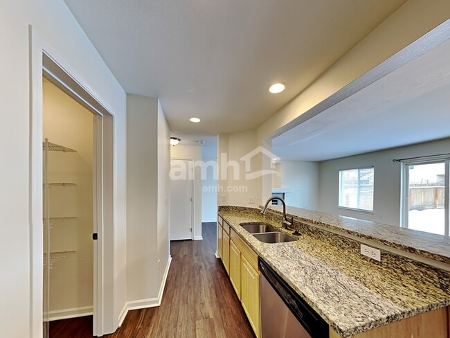 Photo - 2901 186th St E