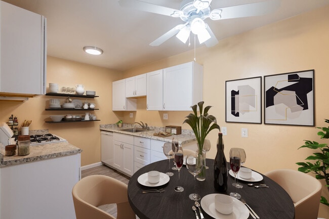 Photo - Arden Town Apartments