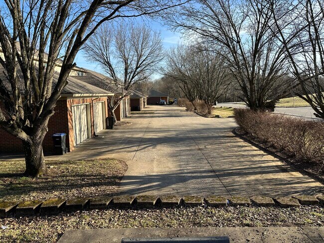 Photo - 2005 River Ridge Rd
