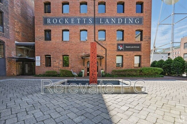 Building Photo - 251 Rocketts Way Unit #406 Rental