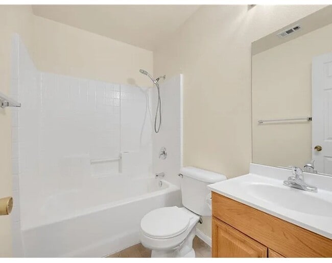 6673 Split Rock Ave Unidad B