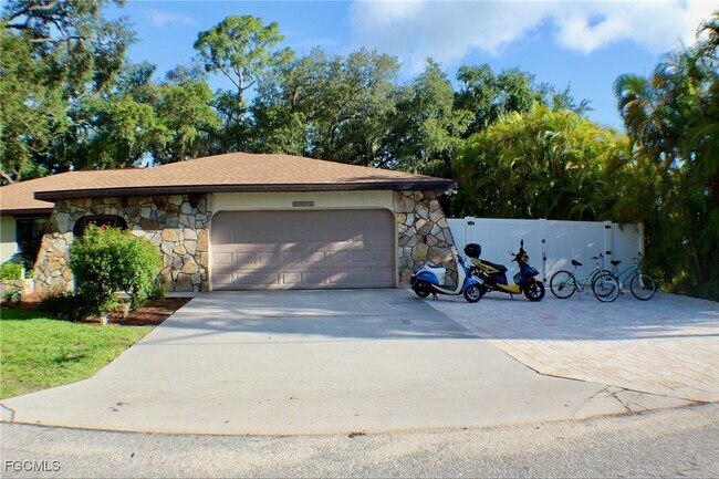 Photo - 13529 Island Rd