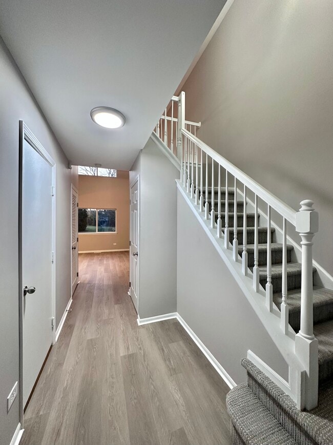 Photo - 652 E Whispering Oaks Ct