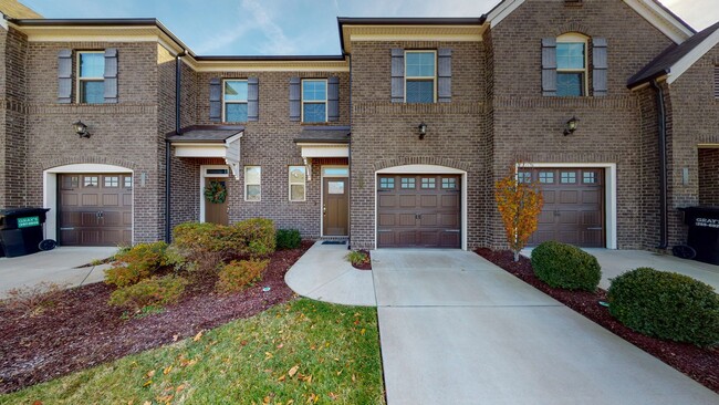 Beautiful Murfreesboro Townhome in EXCELLE... - Beautiful Murfreesboro Townhome in EXCELLE...