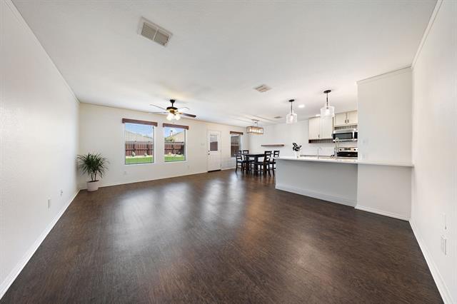 1110 Antoinette Dr