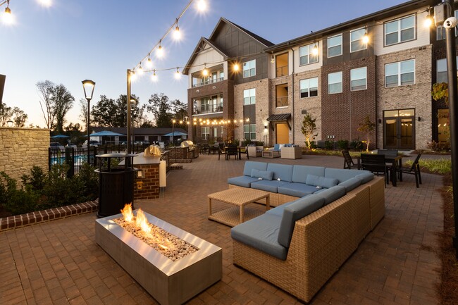 Aura Creekside Apartments