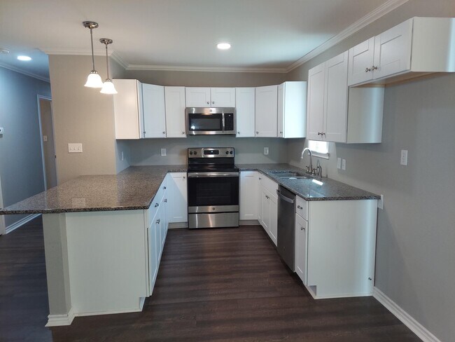 Photo - 606 S Pierce St